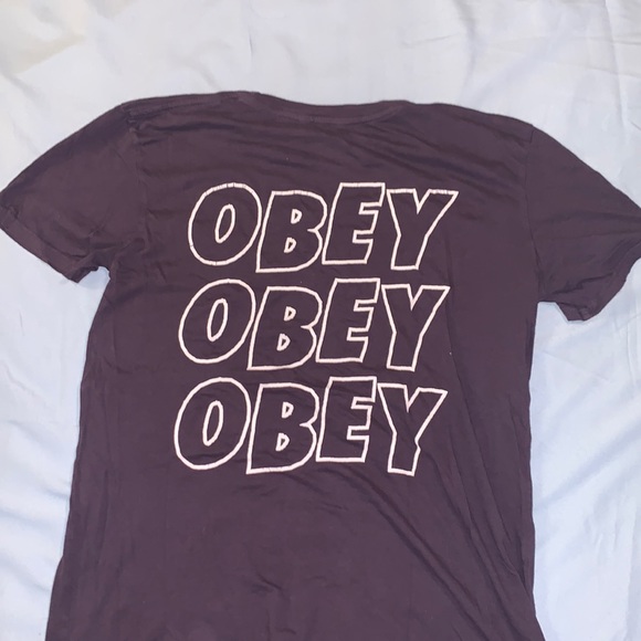 Graphic T Shirt - Picture 4 of 4